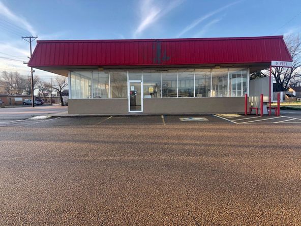 303 W Main St, Crosbyton, TX 79322